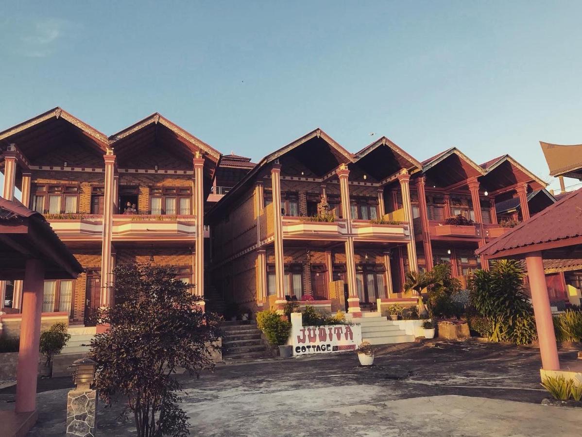 Judita Cottages Tuktuk Siadong Exterior photo