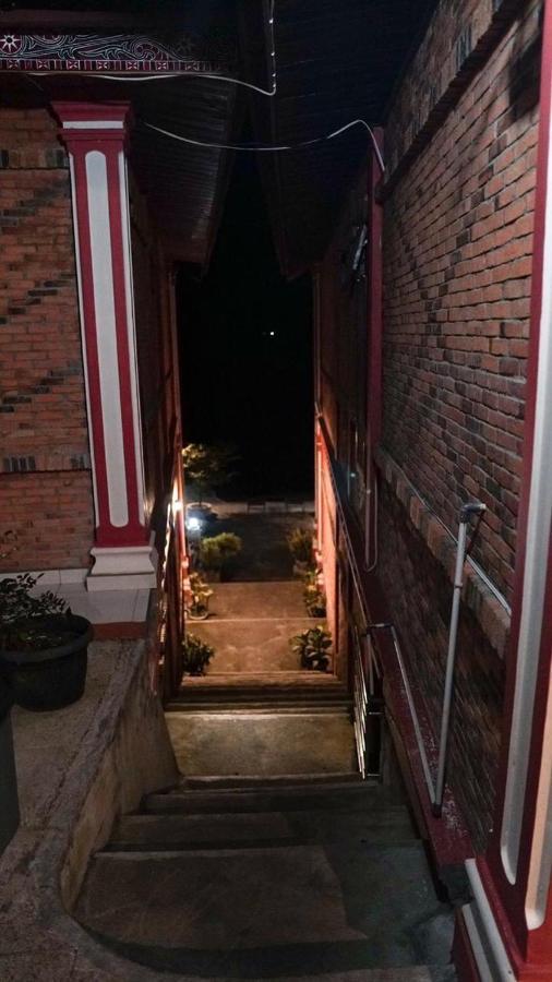 Judita Cottages Tuktuk Siadong Exterior photo