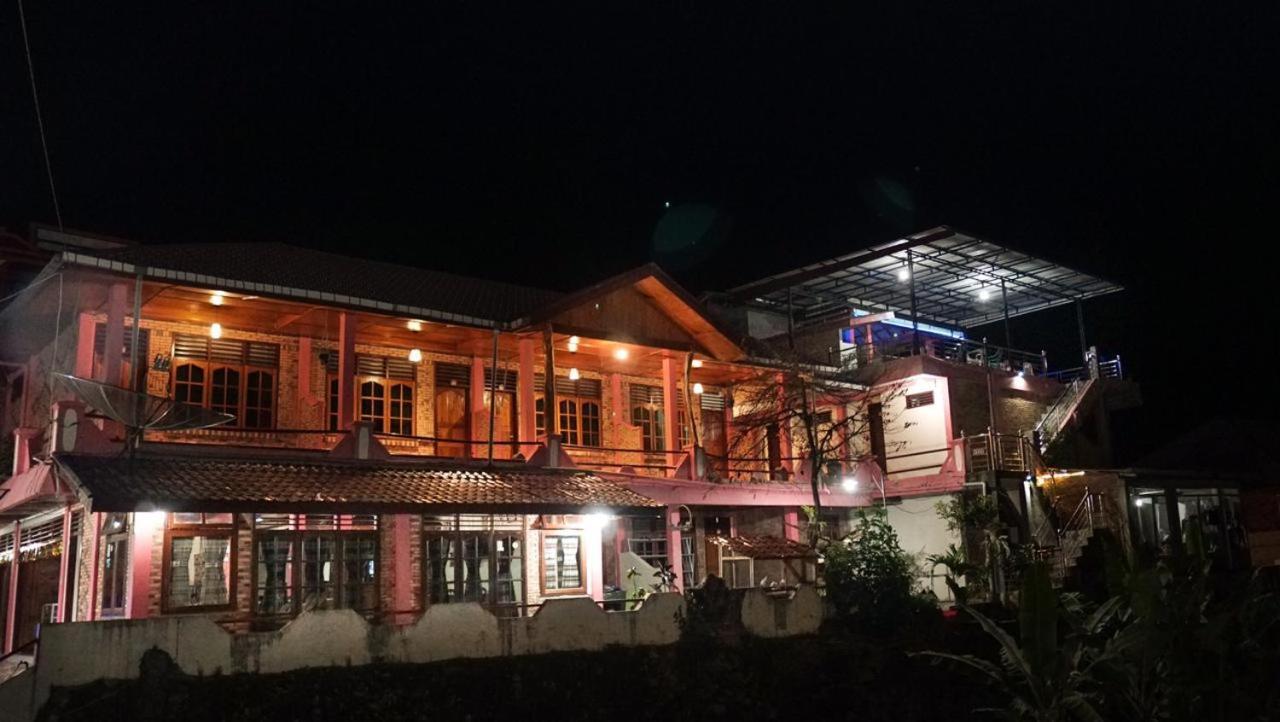 Judita Cottages Tuktuk Siadong Exterior photo